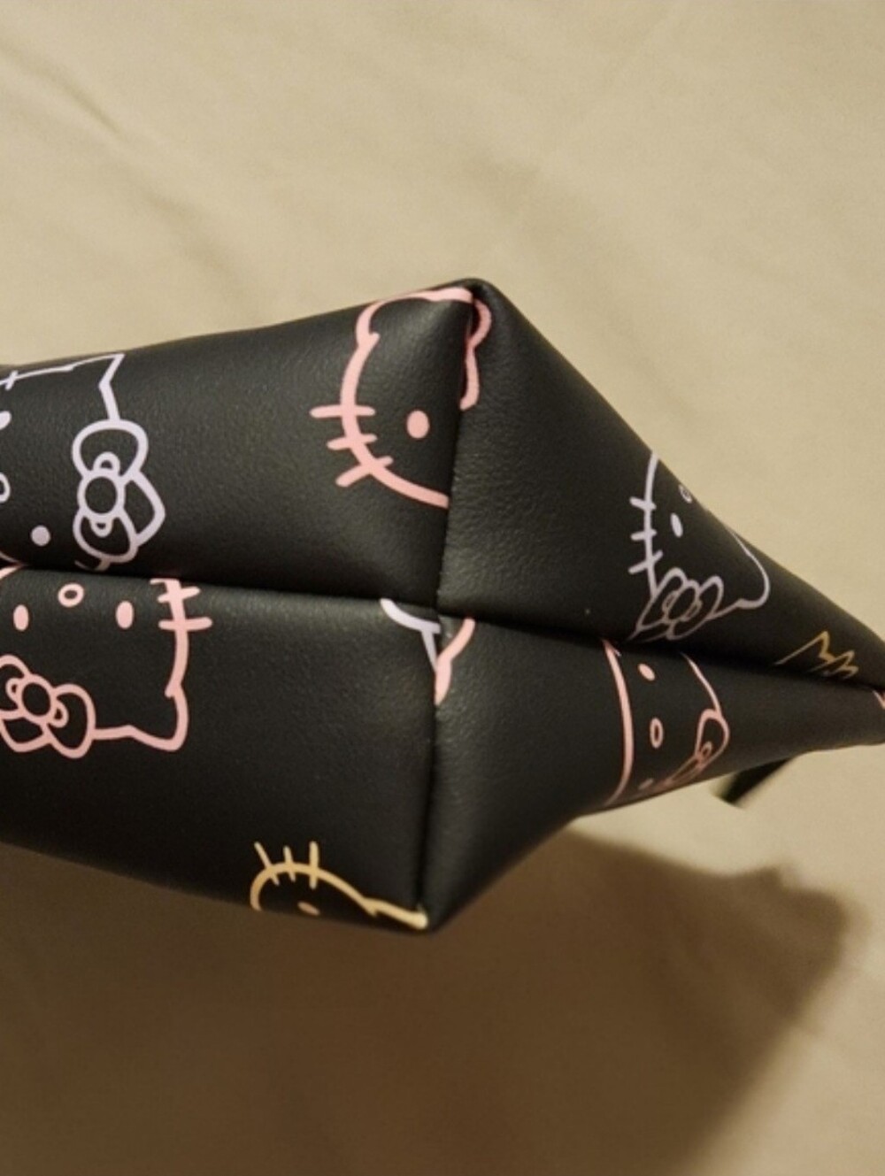 Hello Kitty by Sanrio Cosmetic Travel Bag - Picture 9 of 14